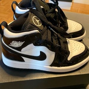 Kids Jordan 1 Mid SE ASW